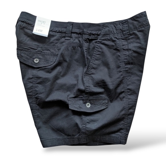 Style & Co Plus Black Mid-Rise Cargo Short, 14W - Picture 3 of 4